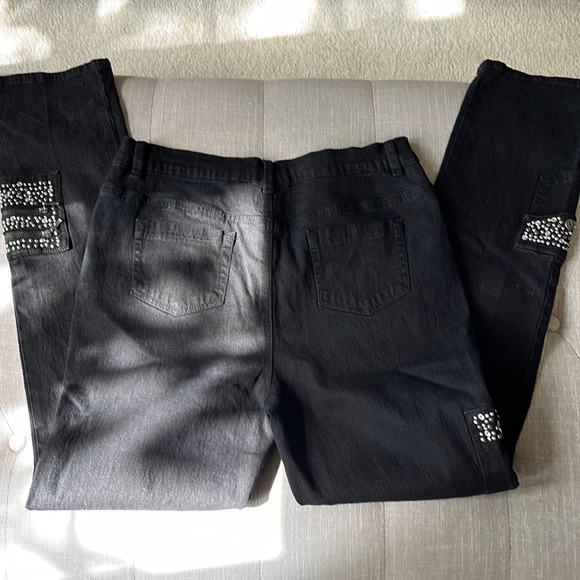 DG2 by Diane Gilman black jeans with rhinestone details - Picture 2 of 11